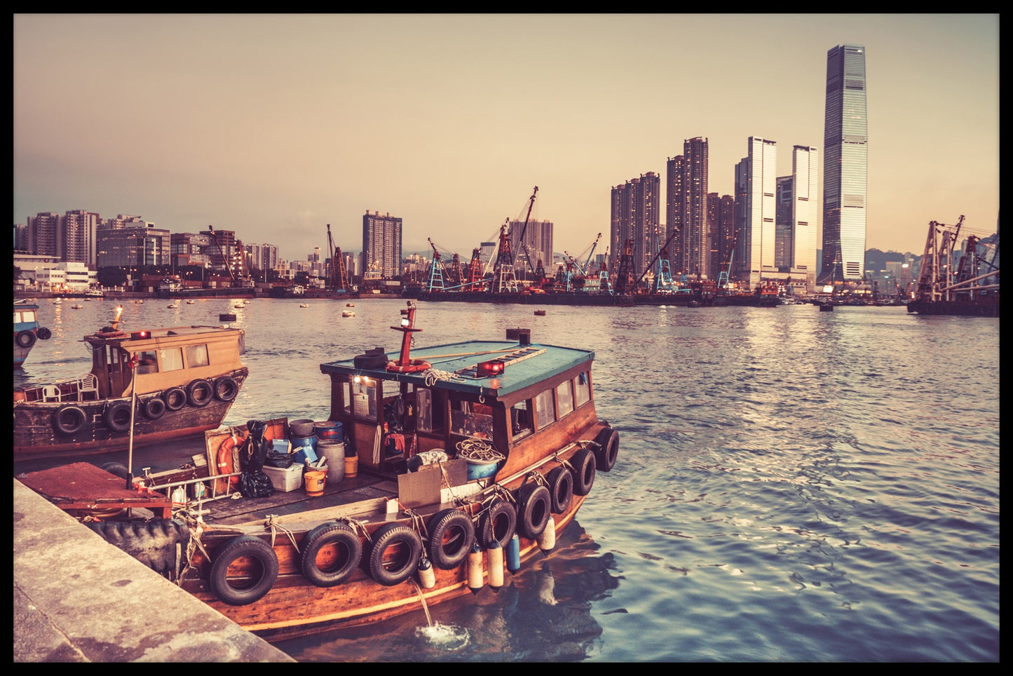 Hong Kong Island Boats-records