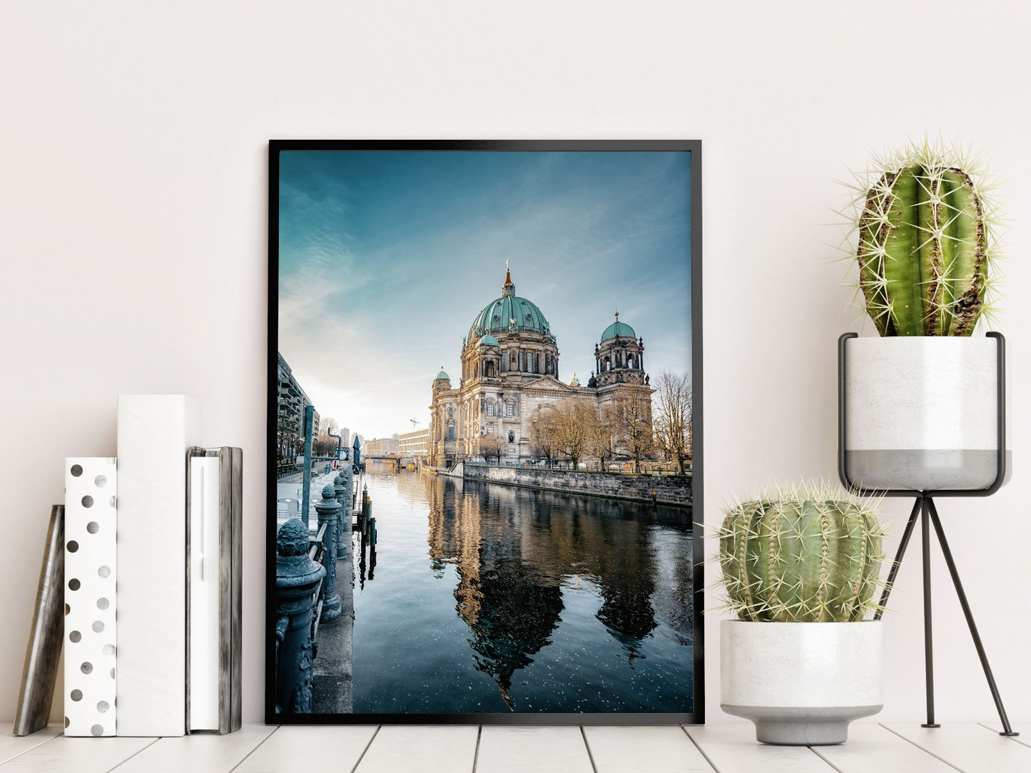 Affiches voor de kathedraal van Berlijn